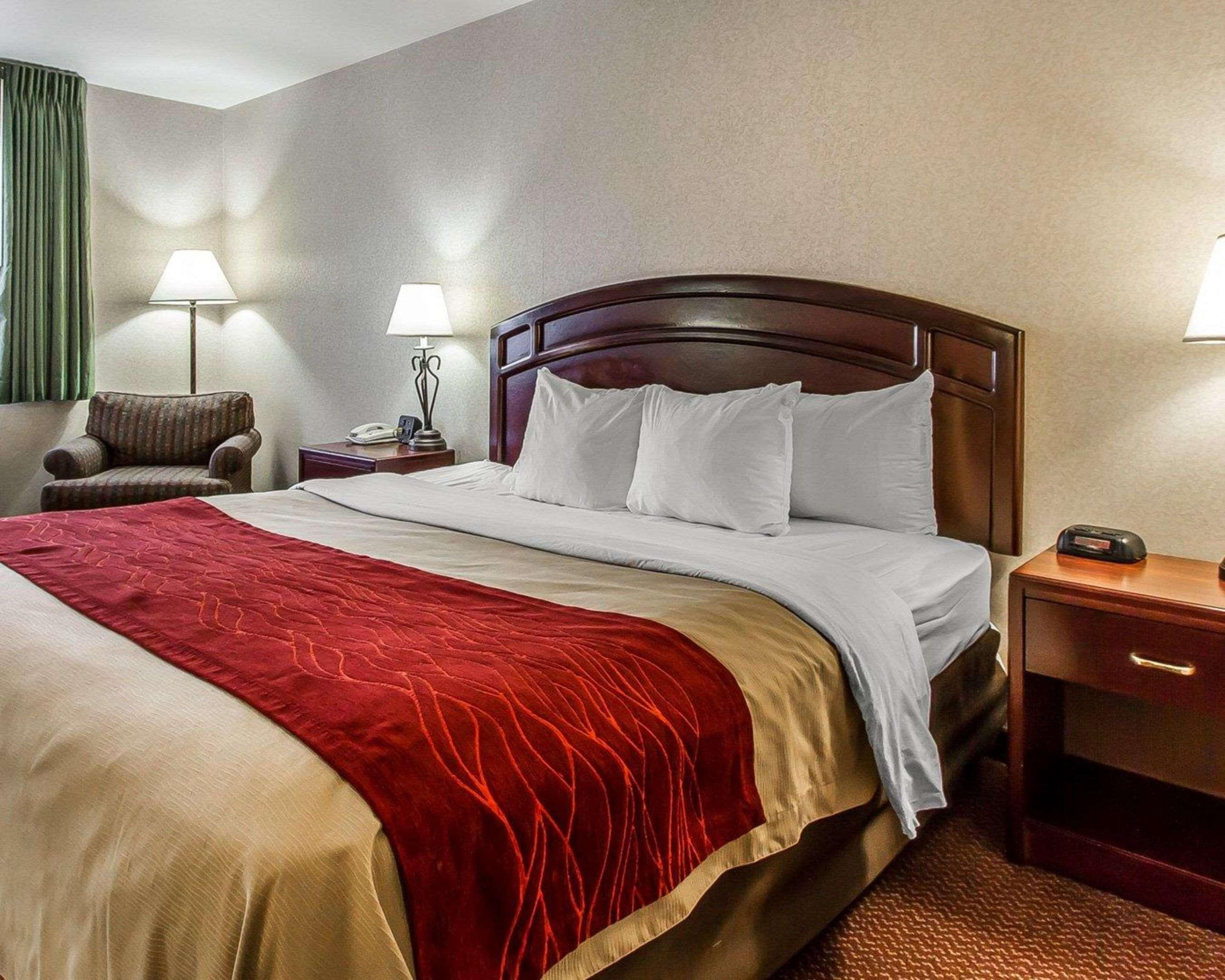 Quality Inn & Suites Fort Madison Near Hwy 61 Exterior foto
